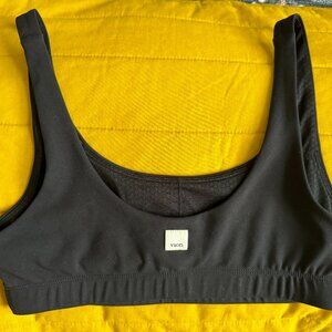 VUORI Black Sports Bra Bralette Size S